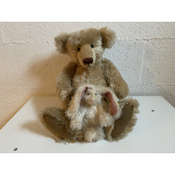Sally et son lapin - ours Craft T. Bears fait par Joan Hanna